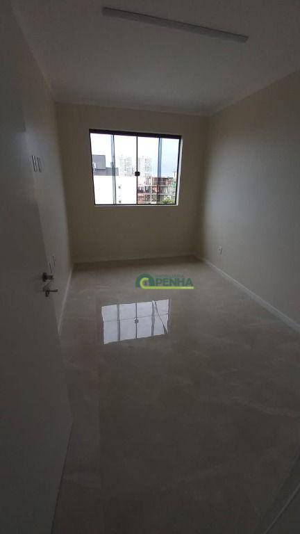 Apartamento à venda com 3 quartos, 95m² - Foto 13