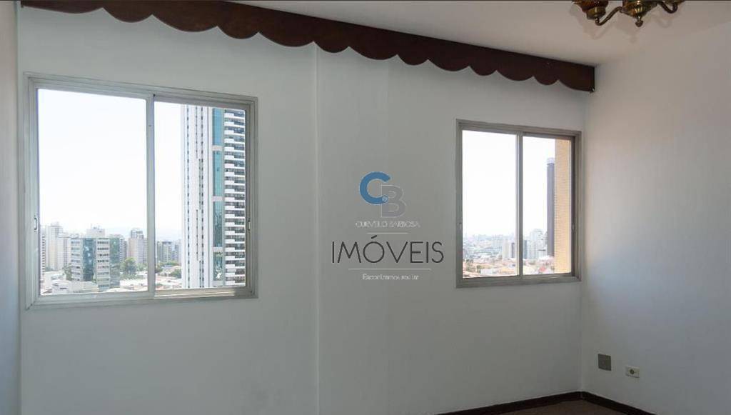 Apartamento à venda com 2 quartos, 78m² - Foto 3