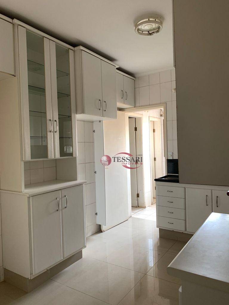 Apartamento para alugar com 3 quartos, 126m² - Foto 21