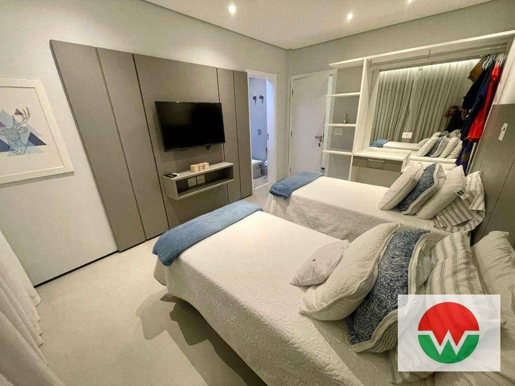 Casa de Condomínio à venda com 6 quartos, 750m² - Foto 4