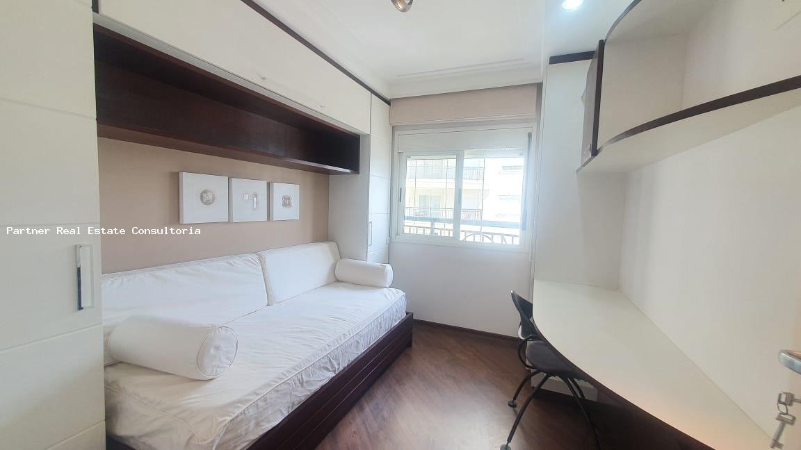 Apartamento para alugar com 2 quartos, 72m² - Foto 8