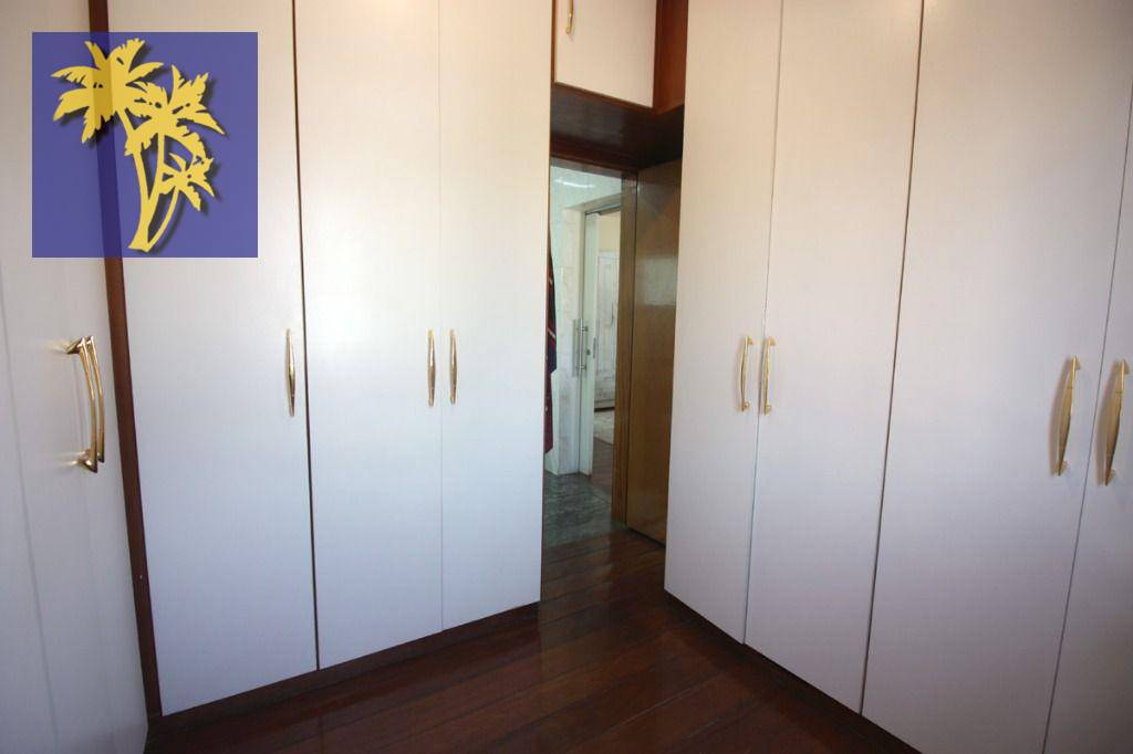 Casa à venda com 3 quartos, 248m² - Foto 23