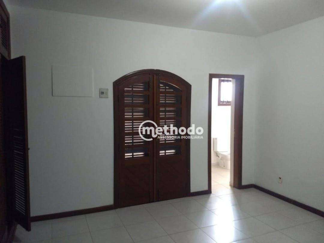 Casa para alugar com 4 quartos, 800m² - Foto 3