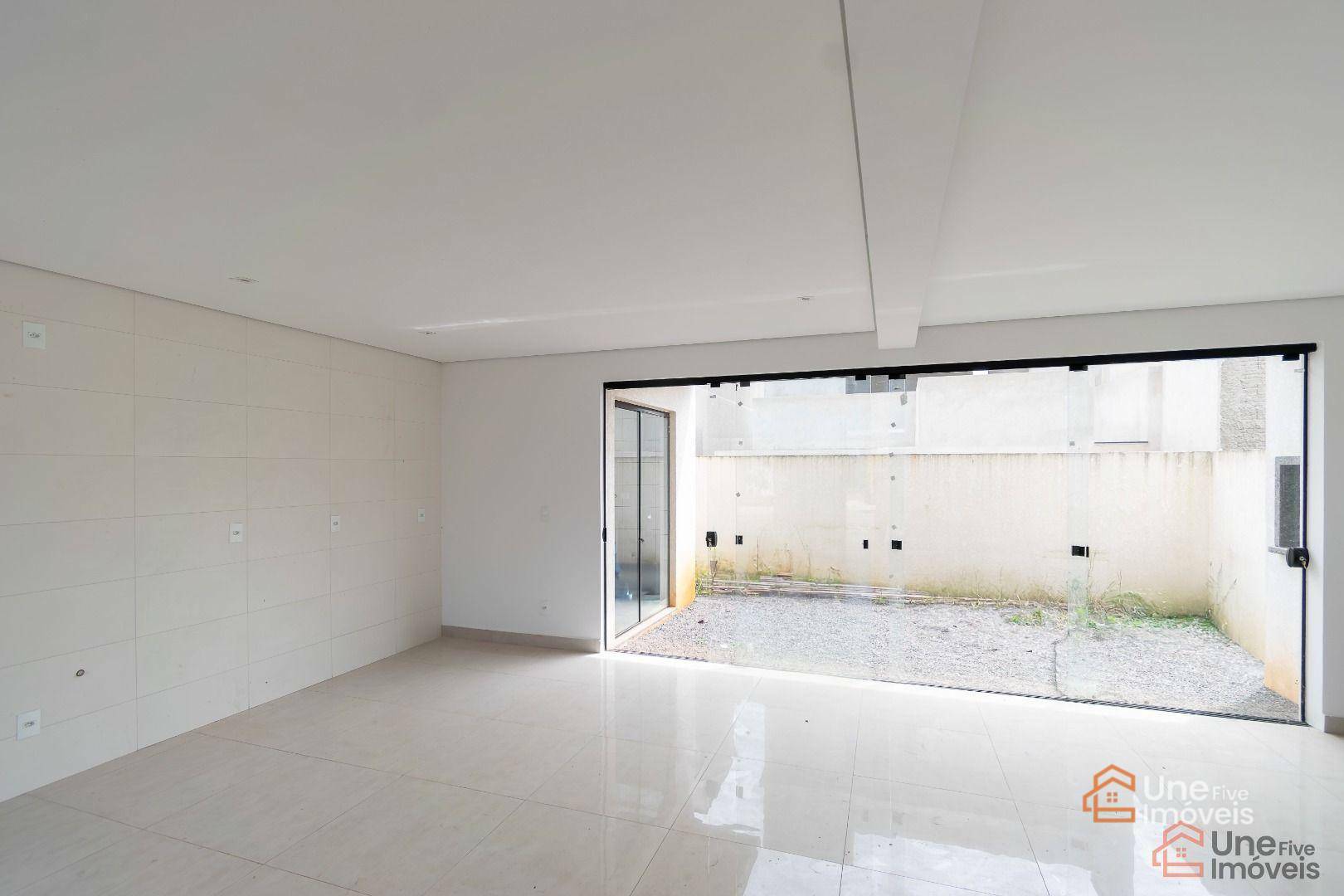 Sobrado à venda com 3 quartos, 128m² - Foto 2