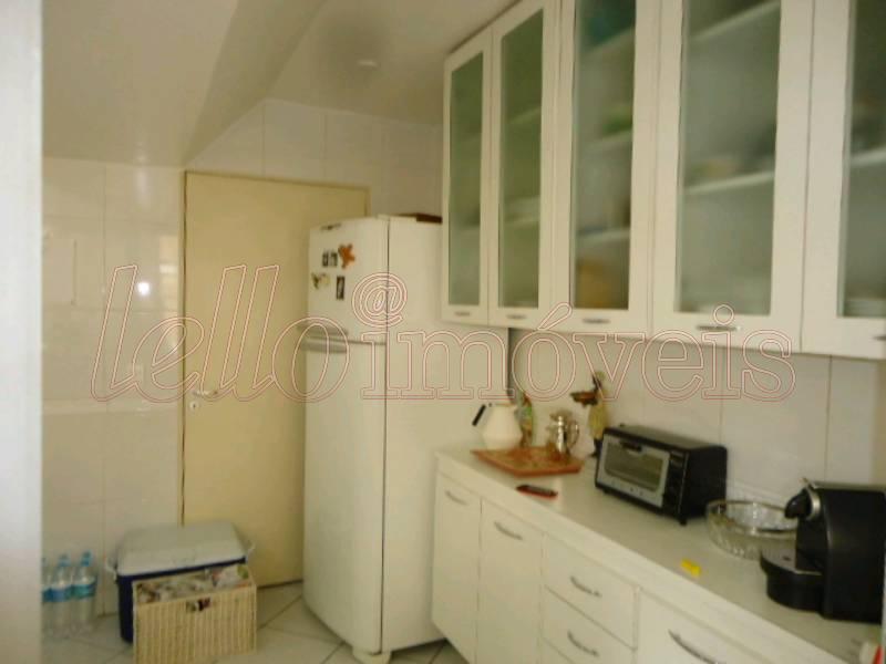 Apartamento para alugar com 4 quartos, 280m² - Foto 13