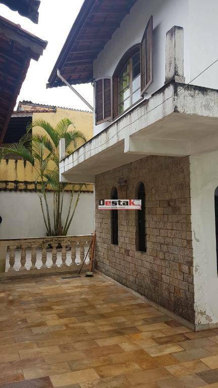 Sobrado à venda com 2 quartos, 180m² - Foto 19