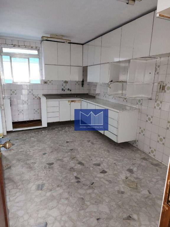 Apartamento à venda com 3 quartos, 136m² - Foto 18