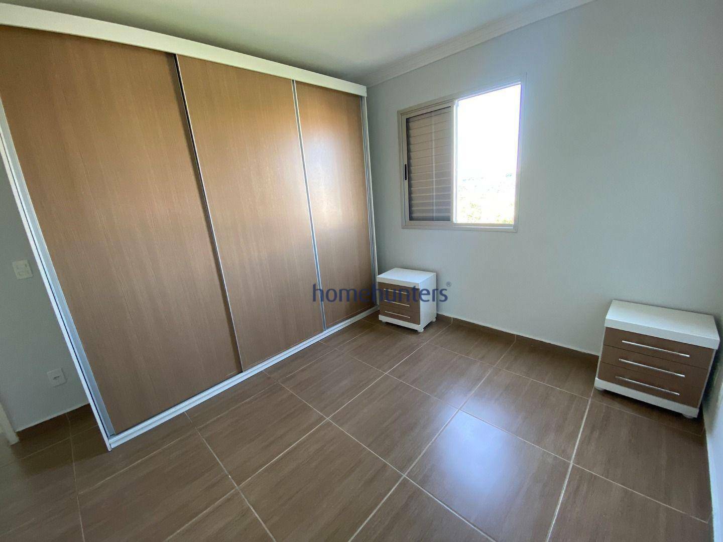 Apartamento à venda com 2 quartos, 62m² - Foto 9