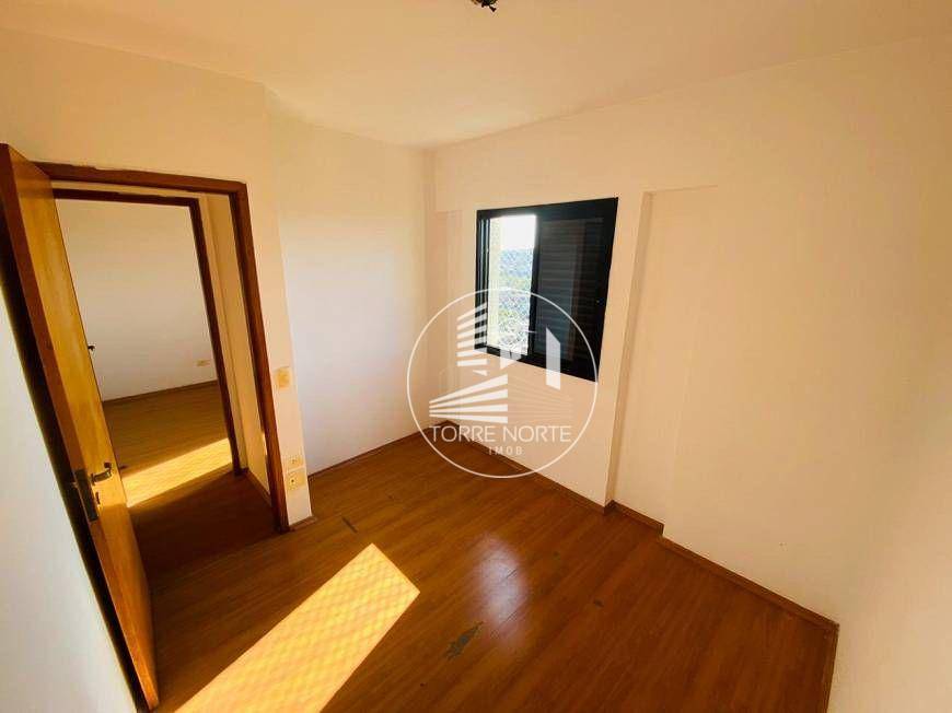 Apartamento à venda com 3 quartos, 74m² - Foto 4