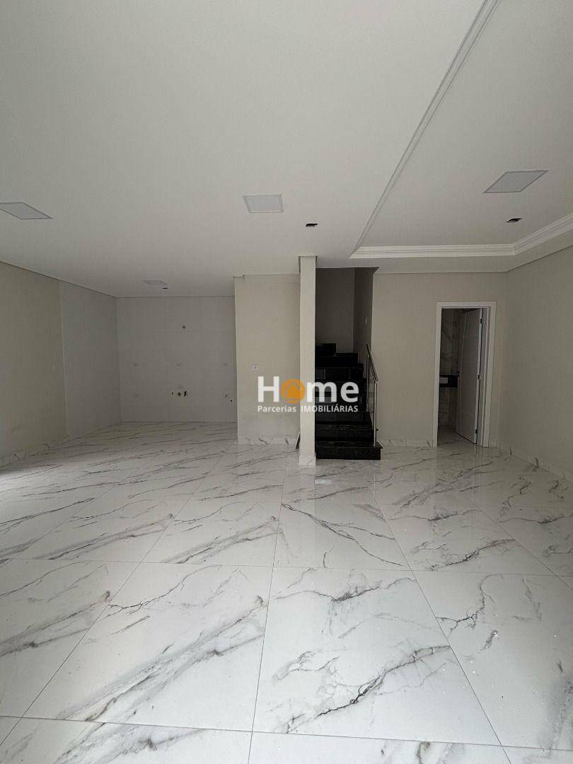 Sobrado à venda com 2 quartos, 140m² - Foto 3