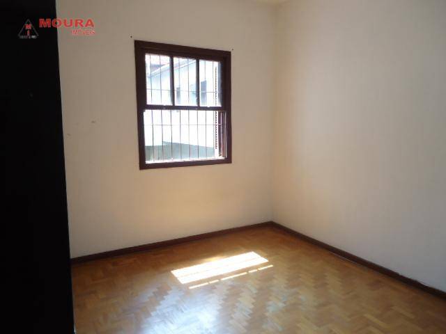 Casa à venda com 3 quartos, 306m² - Foto 27