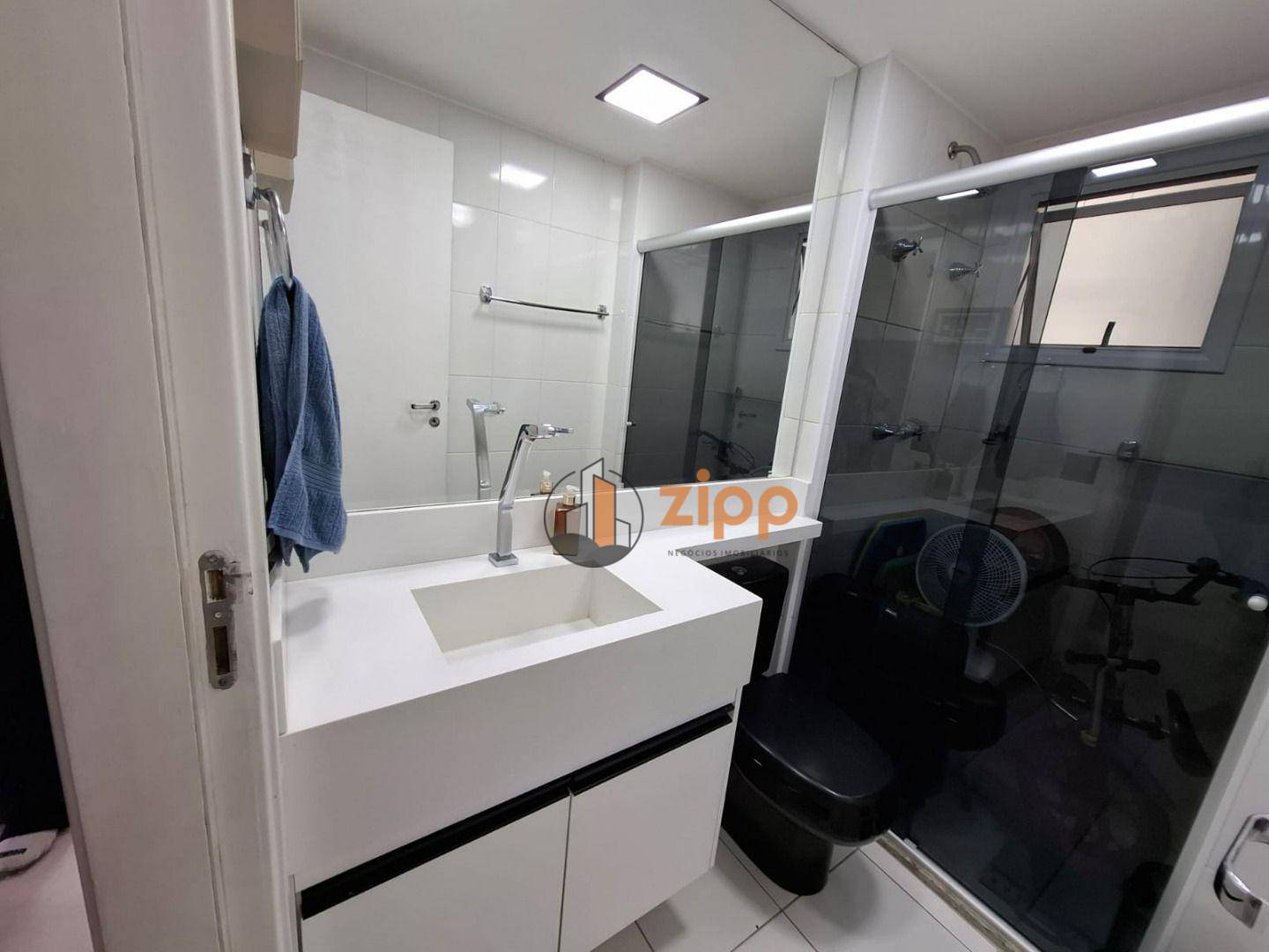 Apartamento à venda com 3 quartos, 81m² - Foto 15