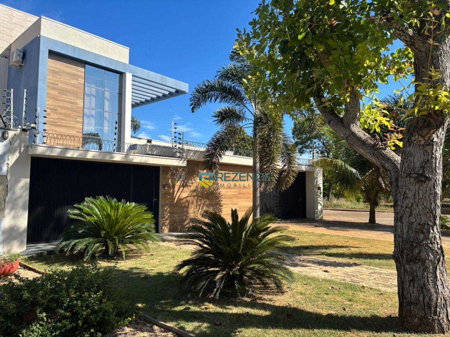 Casa, 4 quartos, 276 m² - Foto 1