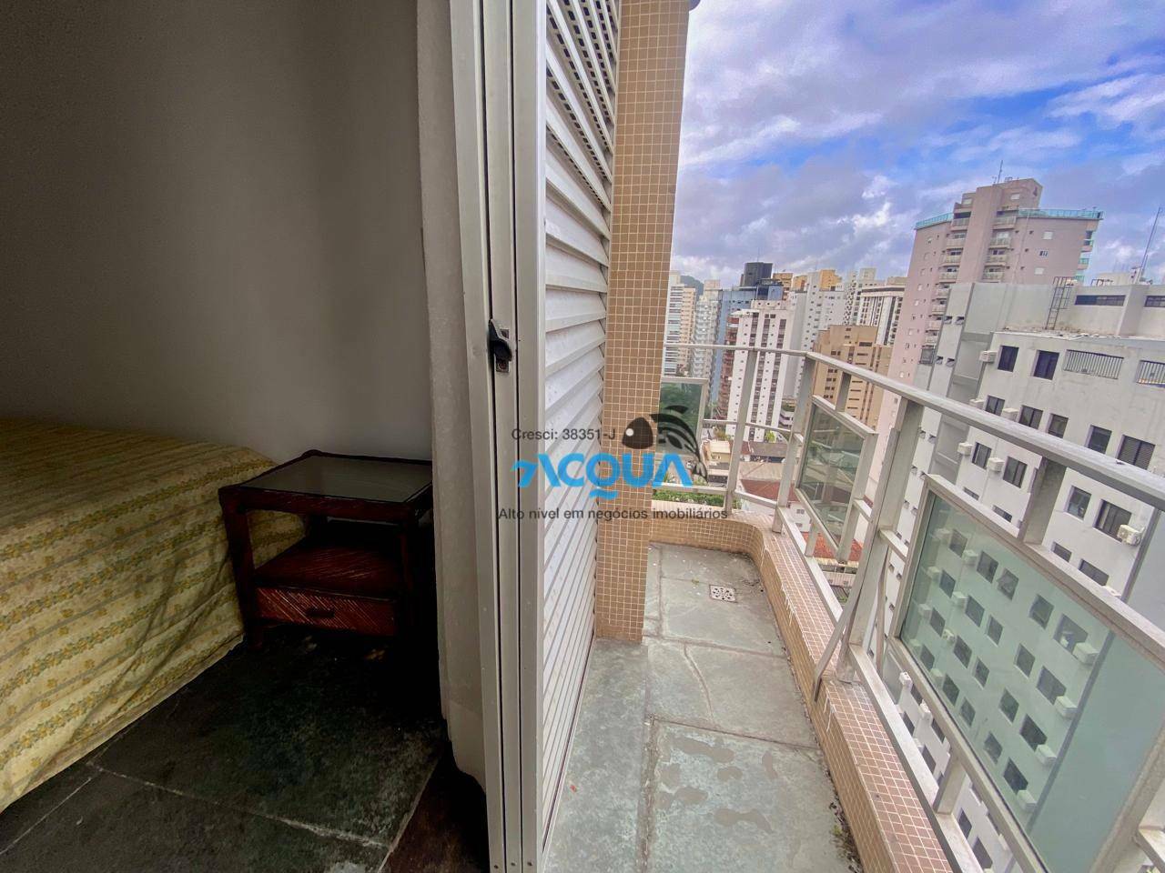 Apartamento à venda com 3 quartos, 149m² - Foto 2