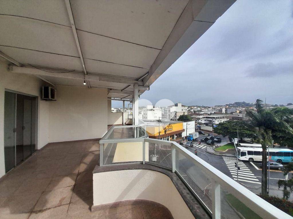 Cobertura para alugar com 3 quartos, 190m² - Foto 27