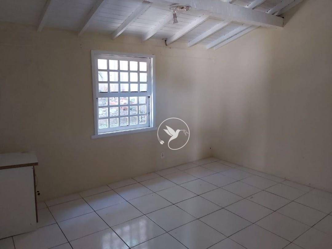 Casa à venda com 4 quartos, 300m² - Foto 36