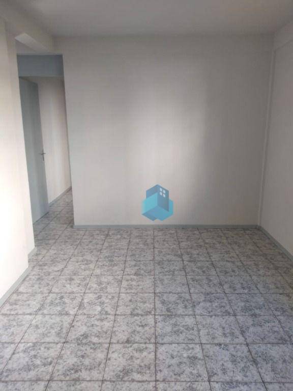 Apartamento à venda com 2 quartos, 57m² - Foto 11