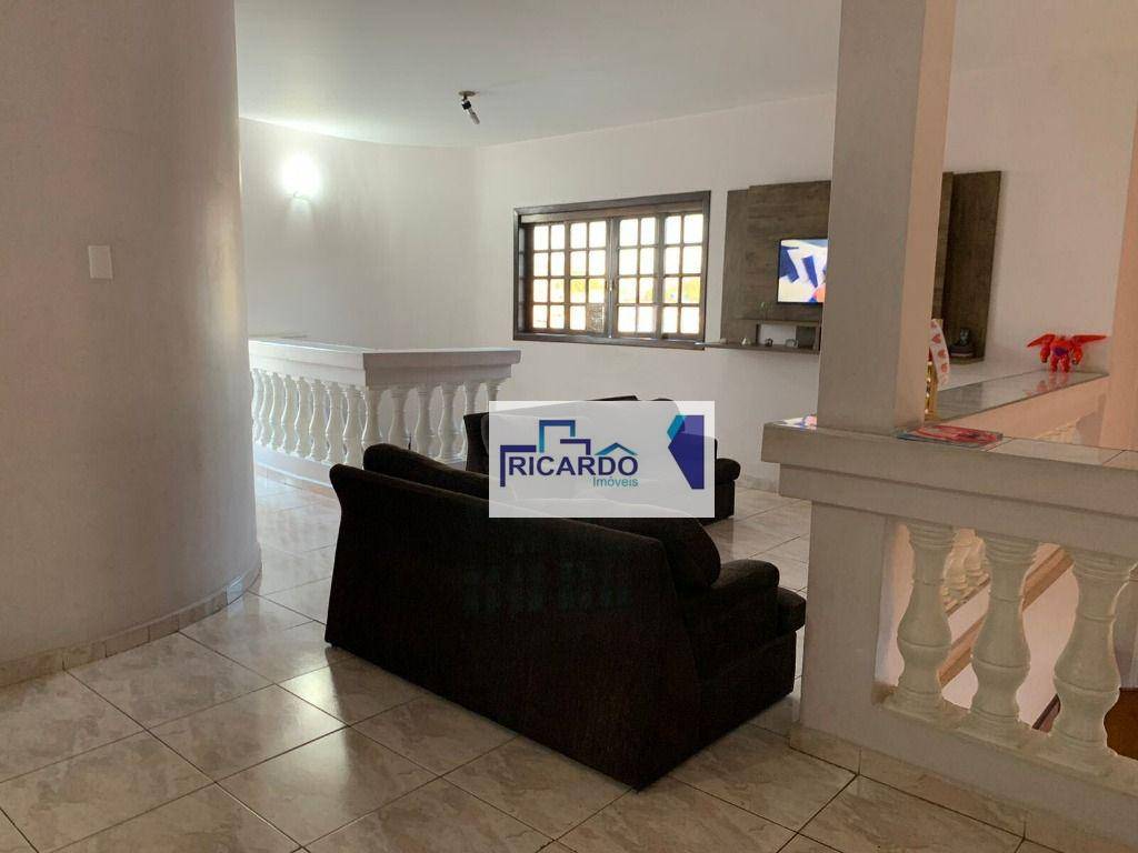 Sobrado à venda com 3 quartos, 287m² - Foto 14