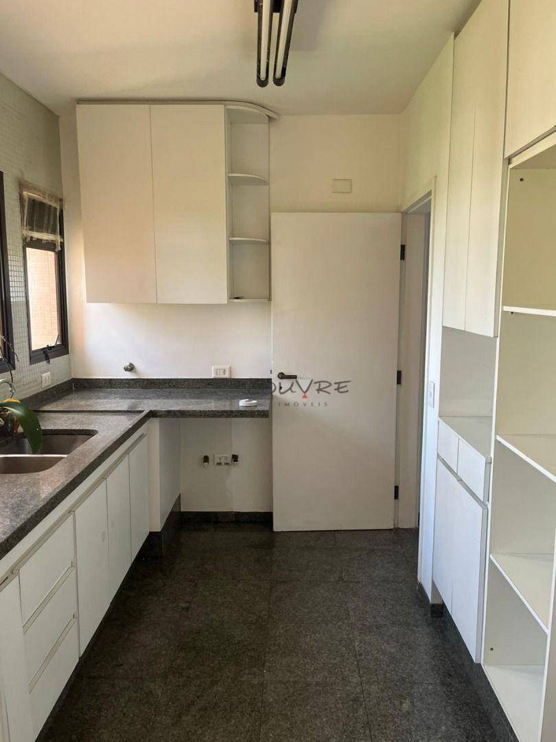 Apartamento para alugar com 4 quartos, 235m² - Foto 21