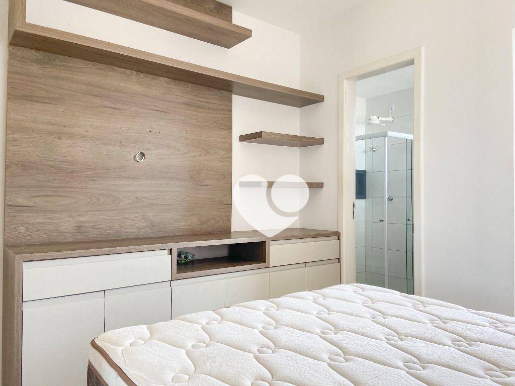 Apartamento à venda com 3 quartos, 157m² - Foto 17