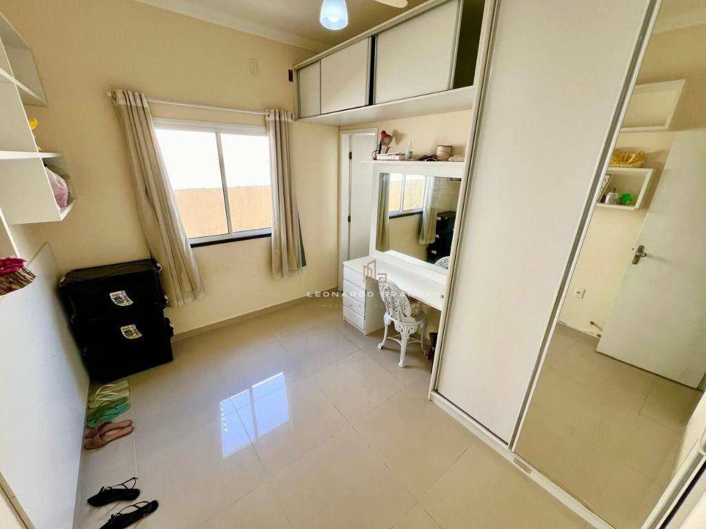Casa à venda com 3 quartos, 130m² - Foto 15