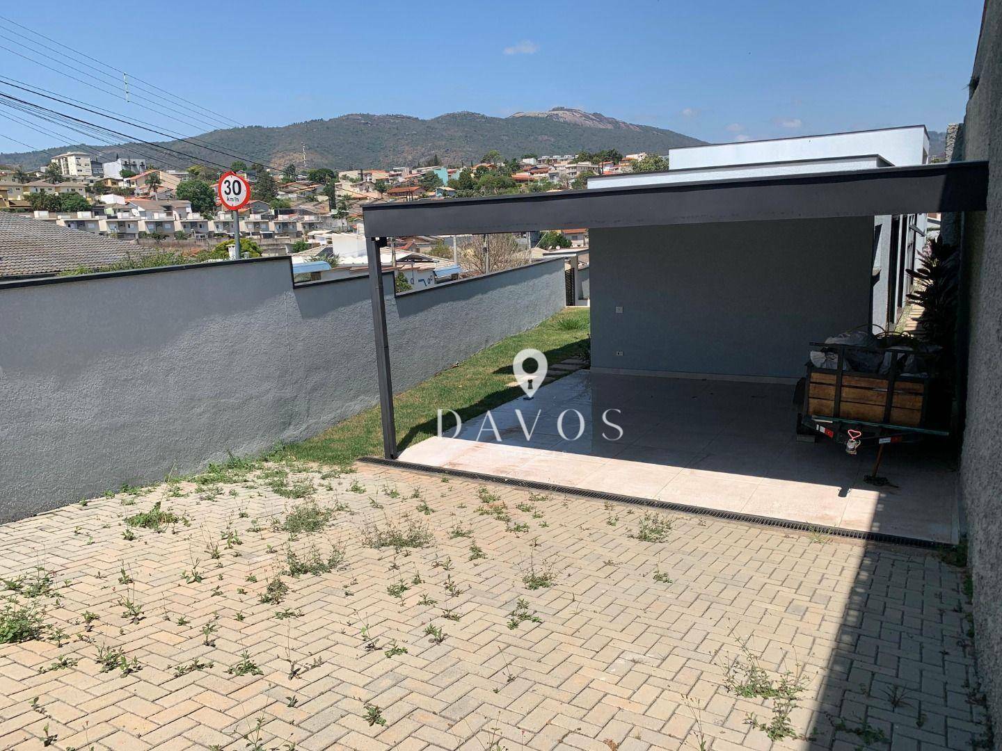 Casa à venda com 3 quartos, 227m² - Foto 10