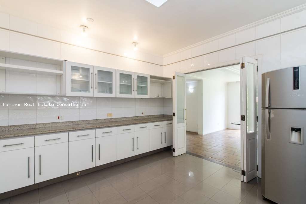 Casa de Condomínio à venda com 3 quartos, 2065m² - Foto 22