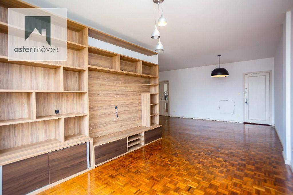 Apartamento para alugar com 3 quartos, 162m² - Foto 9