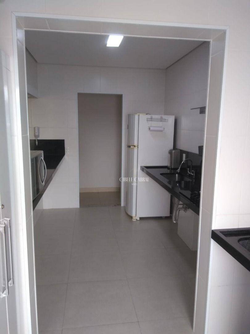 Apartamento à venda com 3 quartos, 107m² - Foto 7