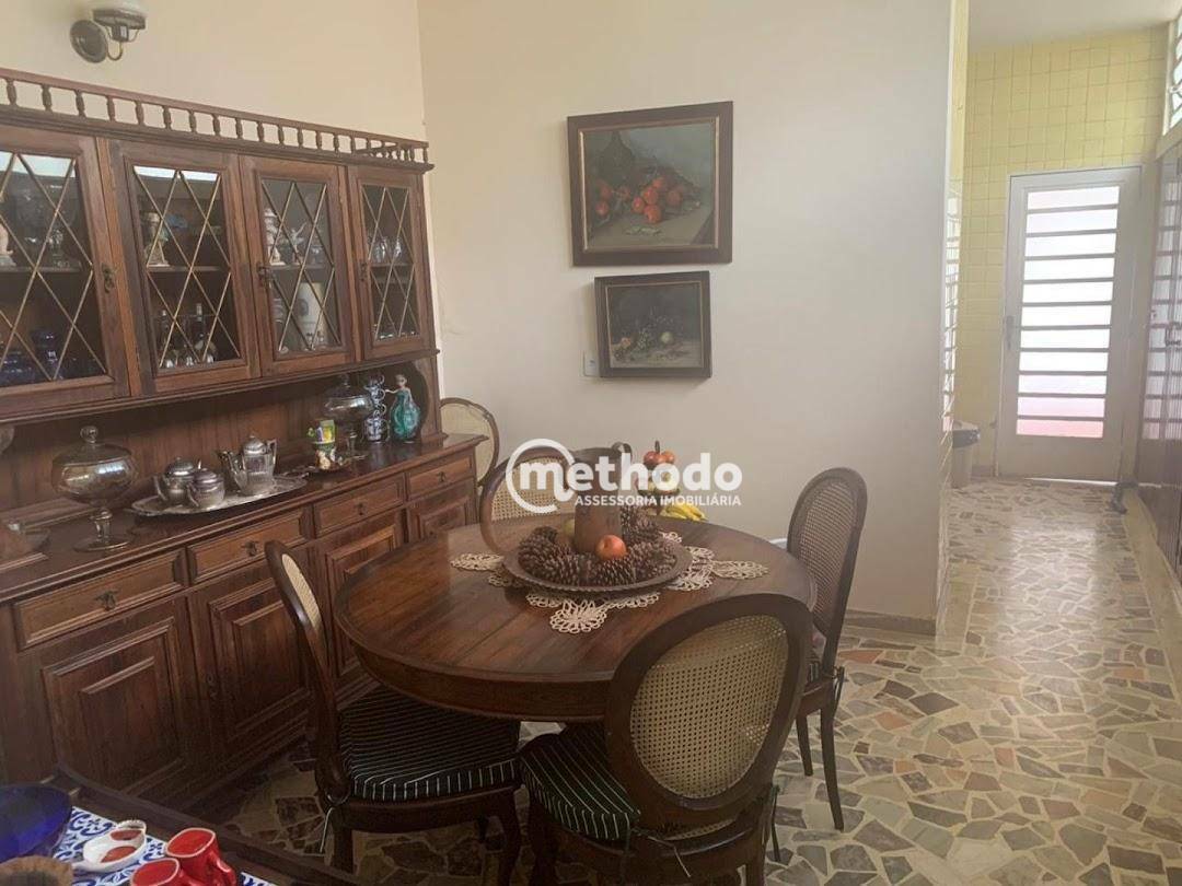 Casa à venda com 3 quartos, 253m² - Foto 11