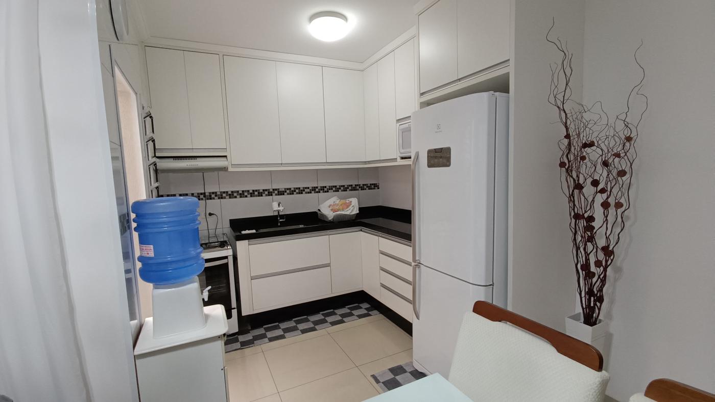 Apartamento à venda com 2 quartos, 56m² - Foto 2