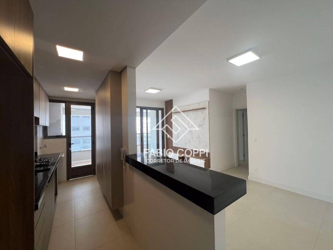 Apartamento à venda com 2 quartos, 87m² - Foto 3