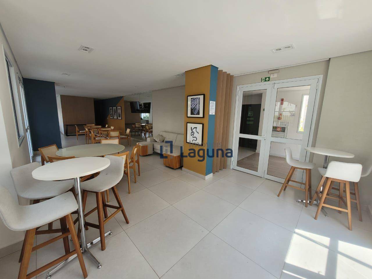 Apartamento para alugar com 3 quartos, 76m² - Foto 21