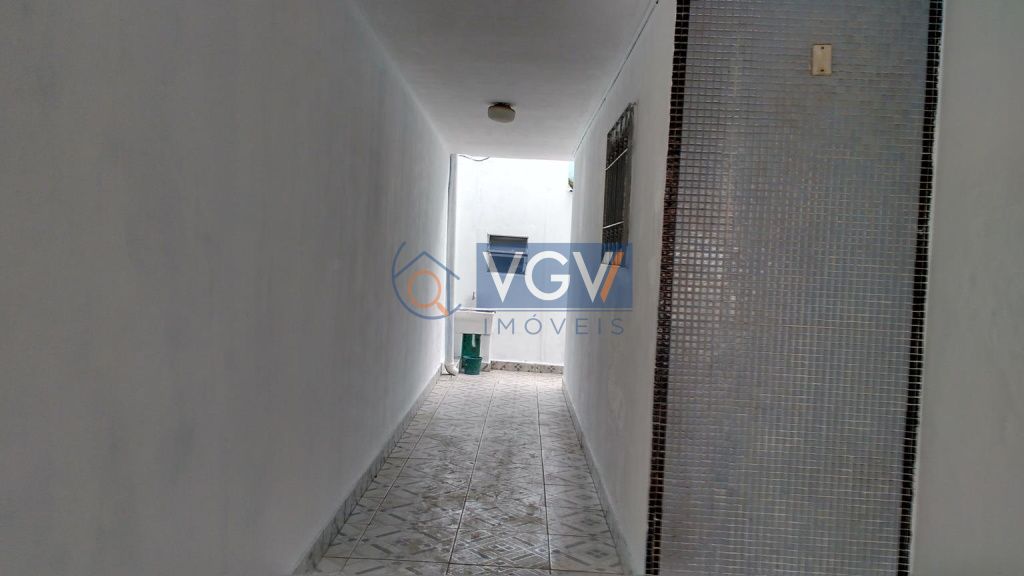 Sobrado para alugar com 2 quartos, 70m² - Foto 2