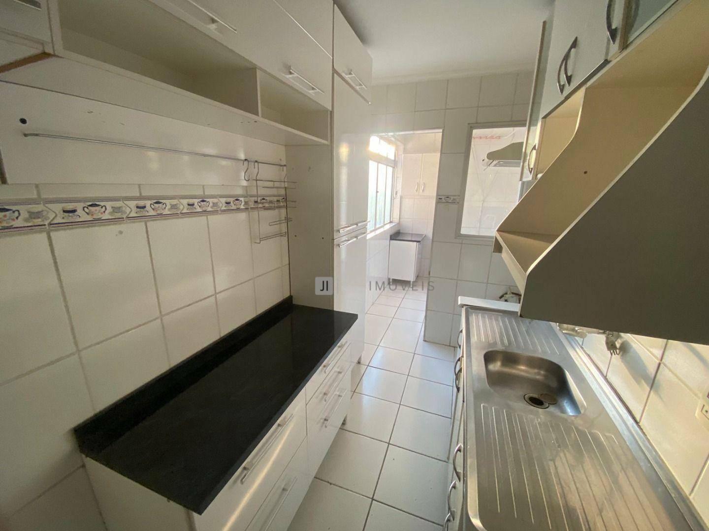 Apartamento à venda com 2 quartos, 60m² - Foto 5