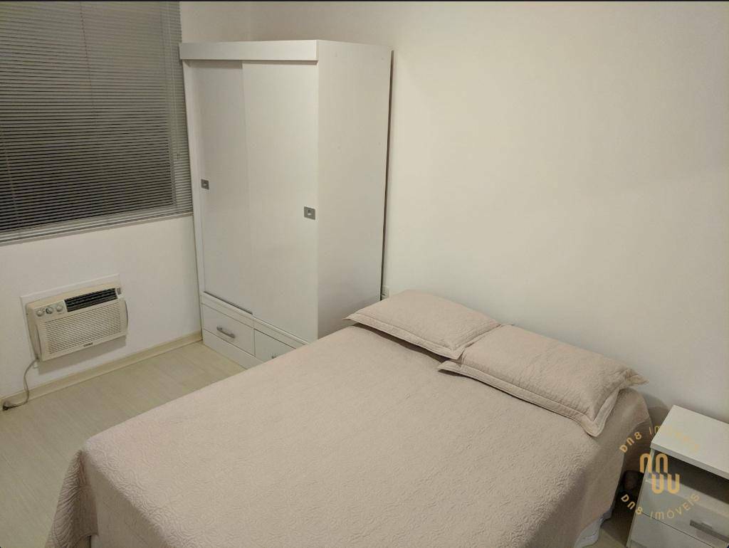 Apartamento à venda com 2 quartos, 95m² - Foto 18