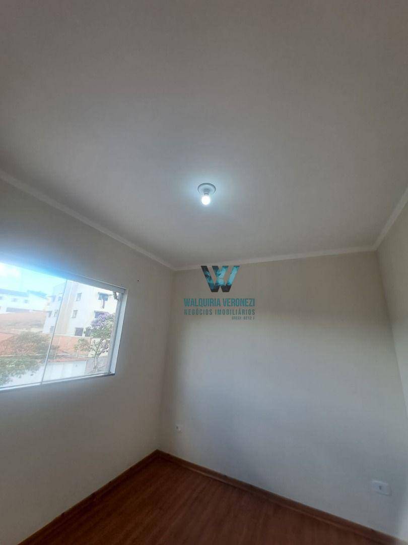 Apartamento para alugar com 2 quartos, 57m² - Foto 4