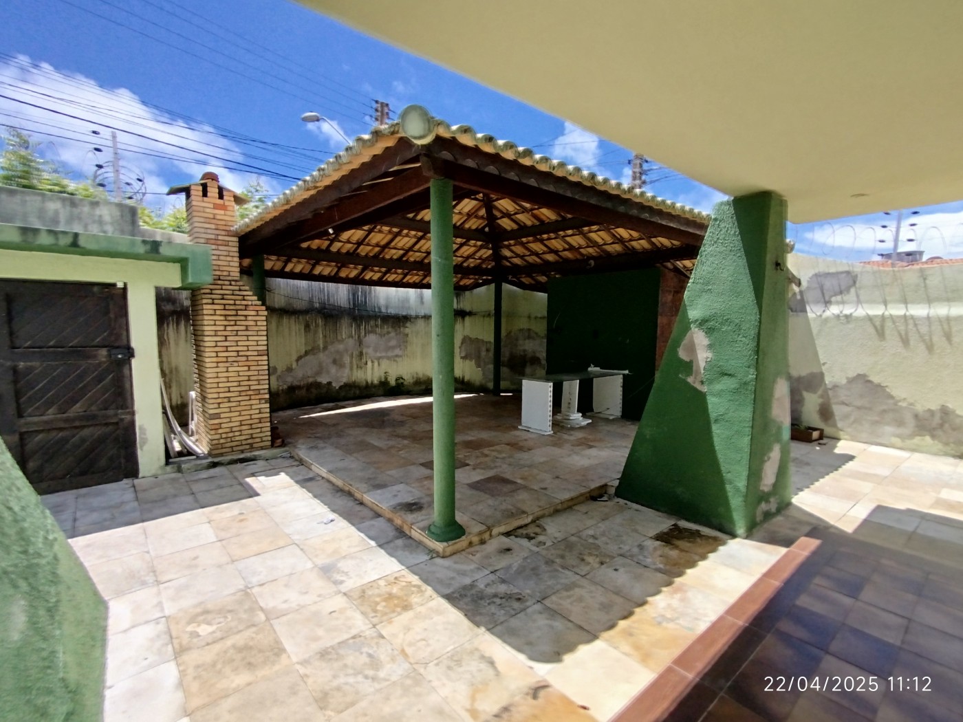 Casa para alugar com 5 quartos, 200m² - Foto 8