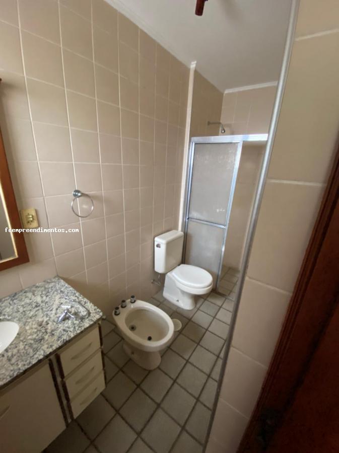 Apartamento à venda com 1 quarto, 40m² - Foto 2