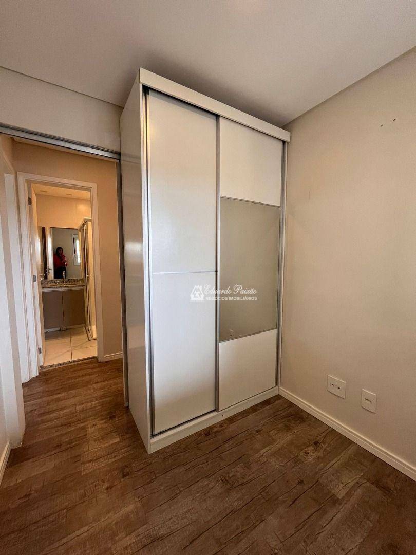 Apartamento à venda com 2 quartos, 65m² - Foto 14