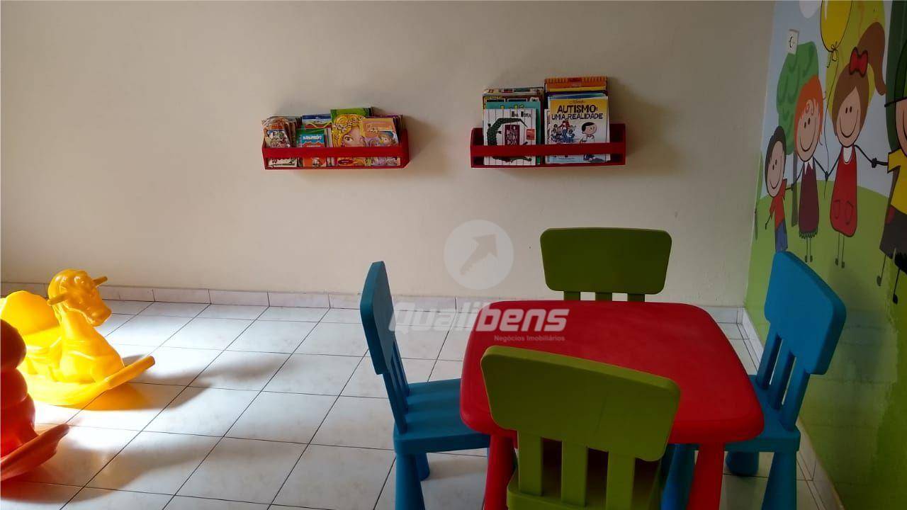 Apartamento para alugar com 2 quartos, 70m² - Foto 36