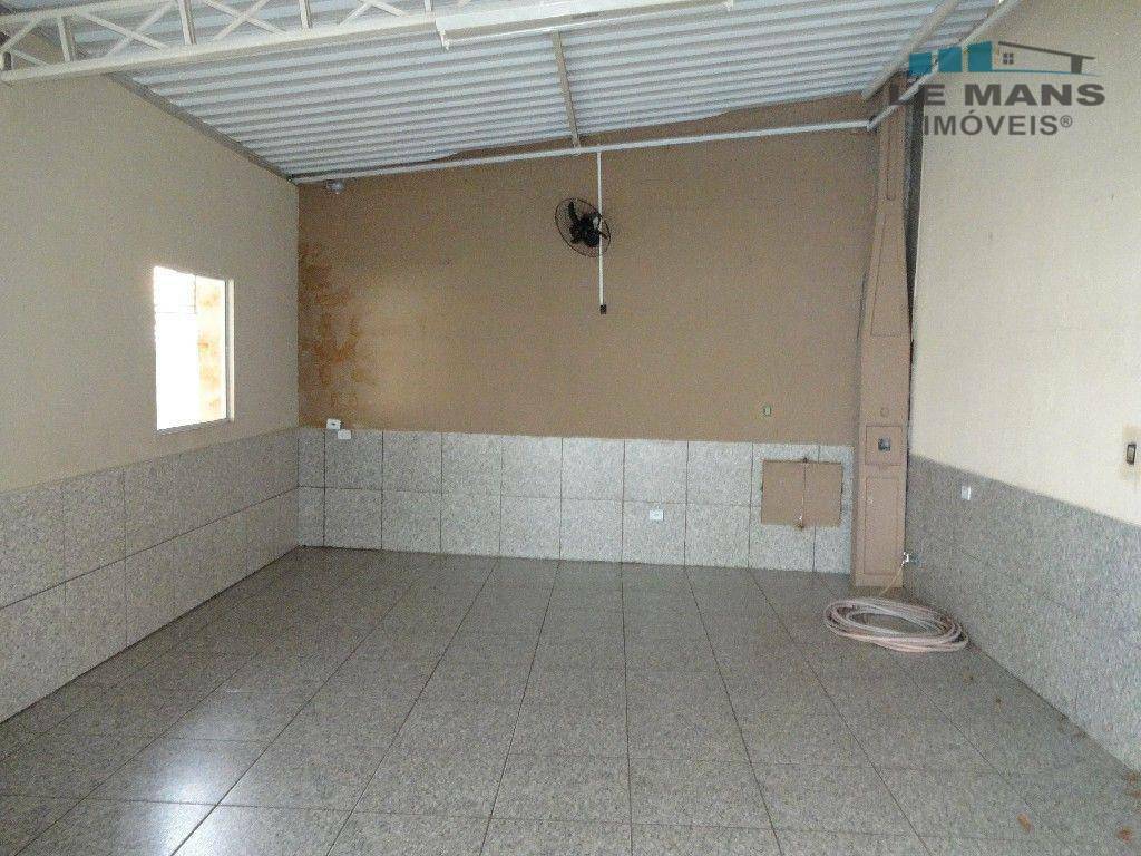 Chácara à venda com 4 quartos, 450m² - Foto 9