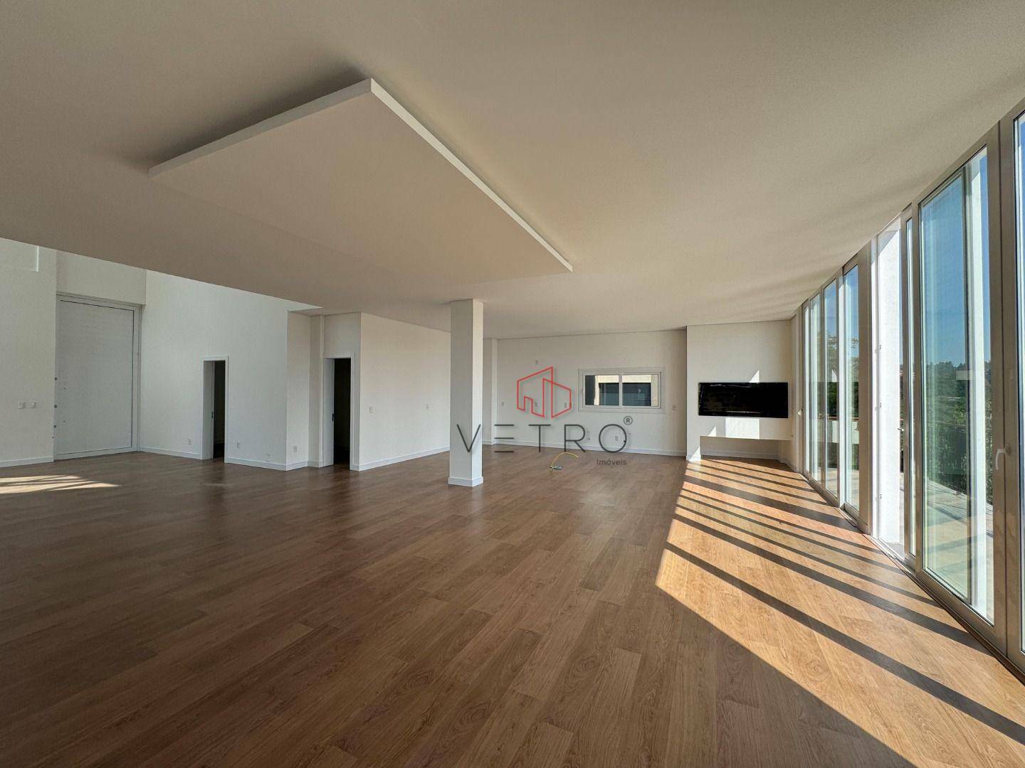 Casa de Condomínio à venda com 4 quartos, 550m² - Foto 5