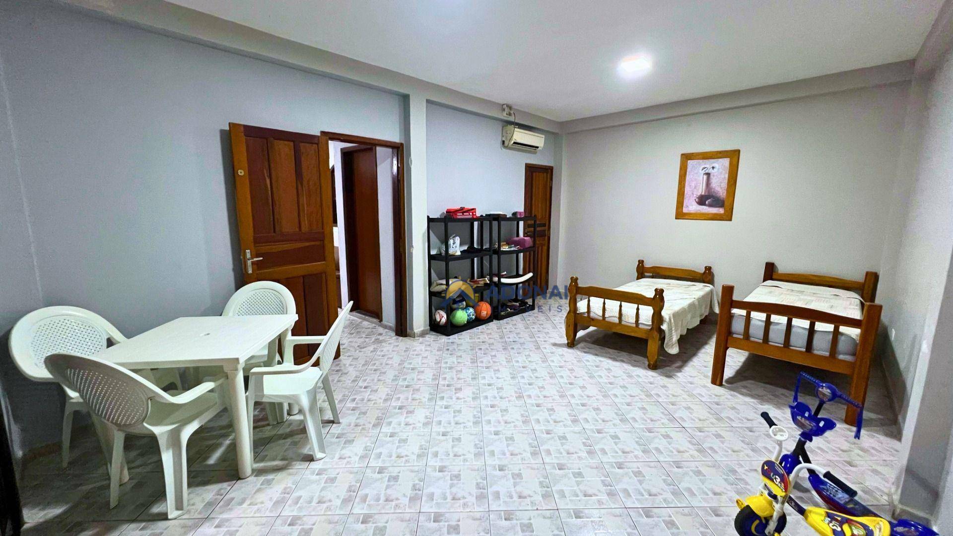 Casa à venda com 4 quartos, 300m² - Foto 27