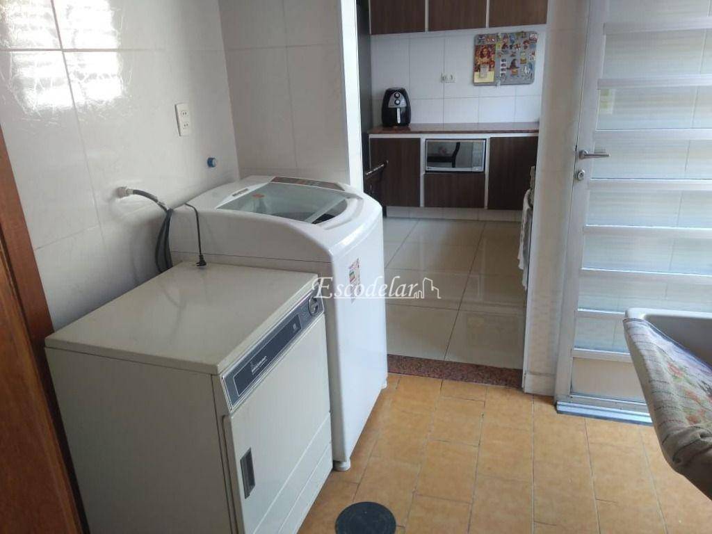 Sobrado à venda com 3 quartos, 222m² - Foto 20