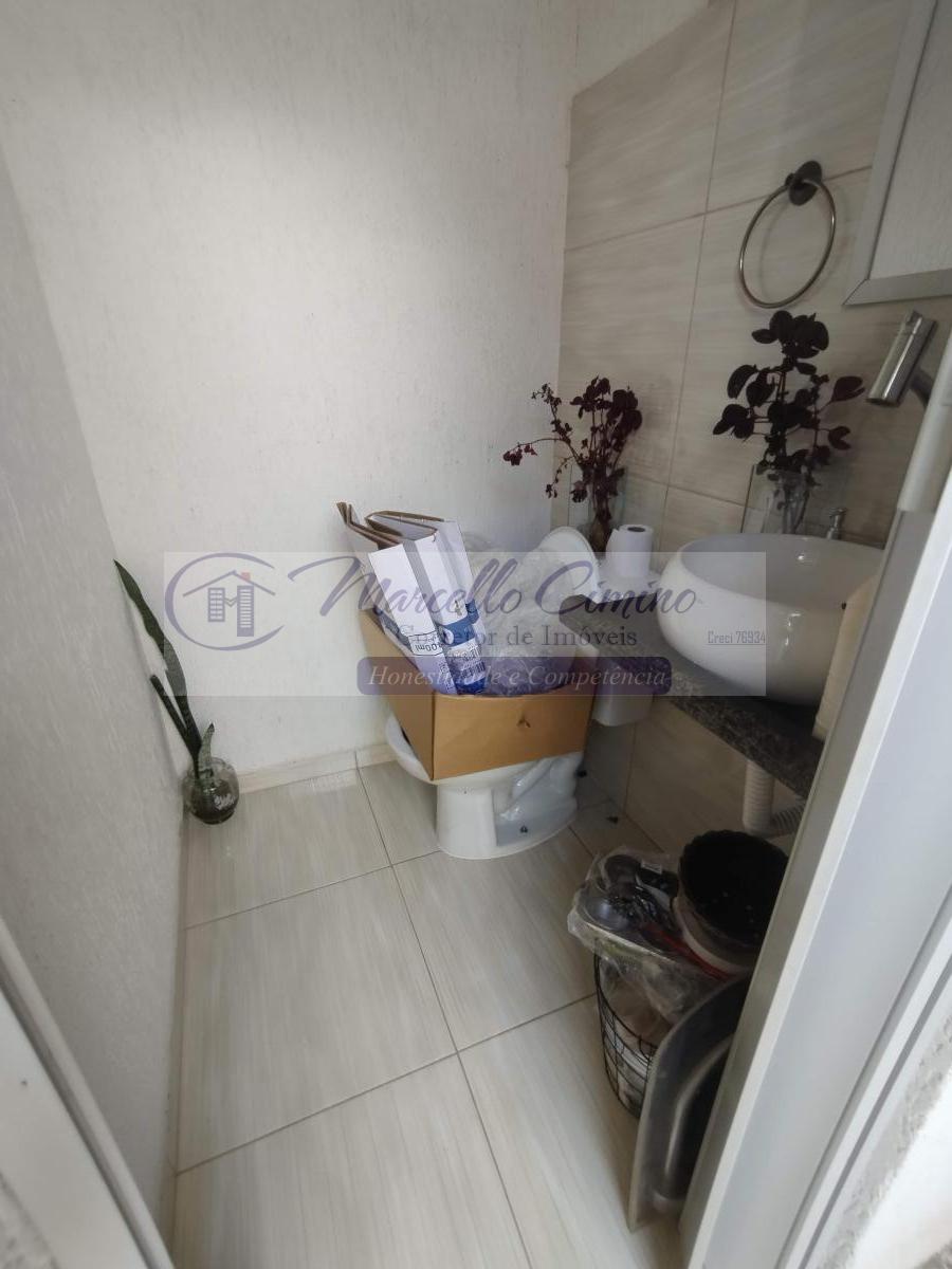 Casa à venda com 3 quartos, 200m² - Foto 26