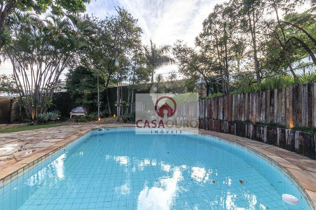 Casa à venda com 5 quartos, 750m² - Foto 4