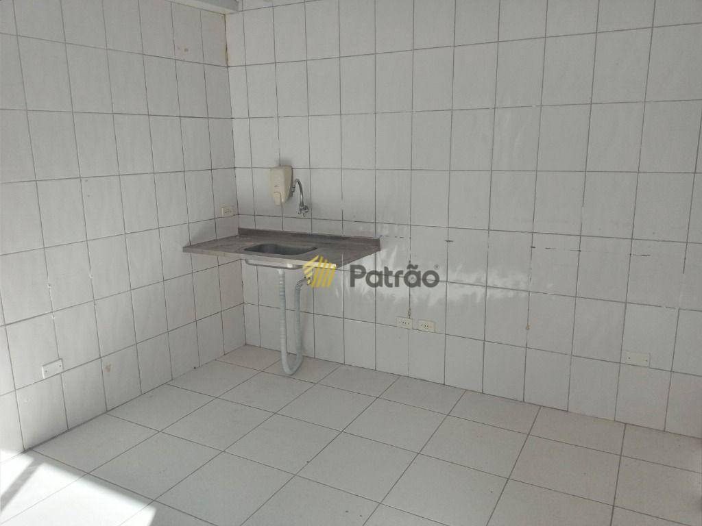 Sobrado à venda com 3 quartos, 350m² - Foto 4