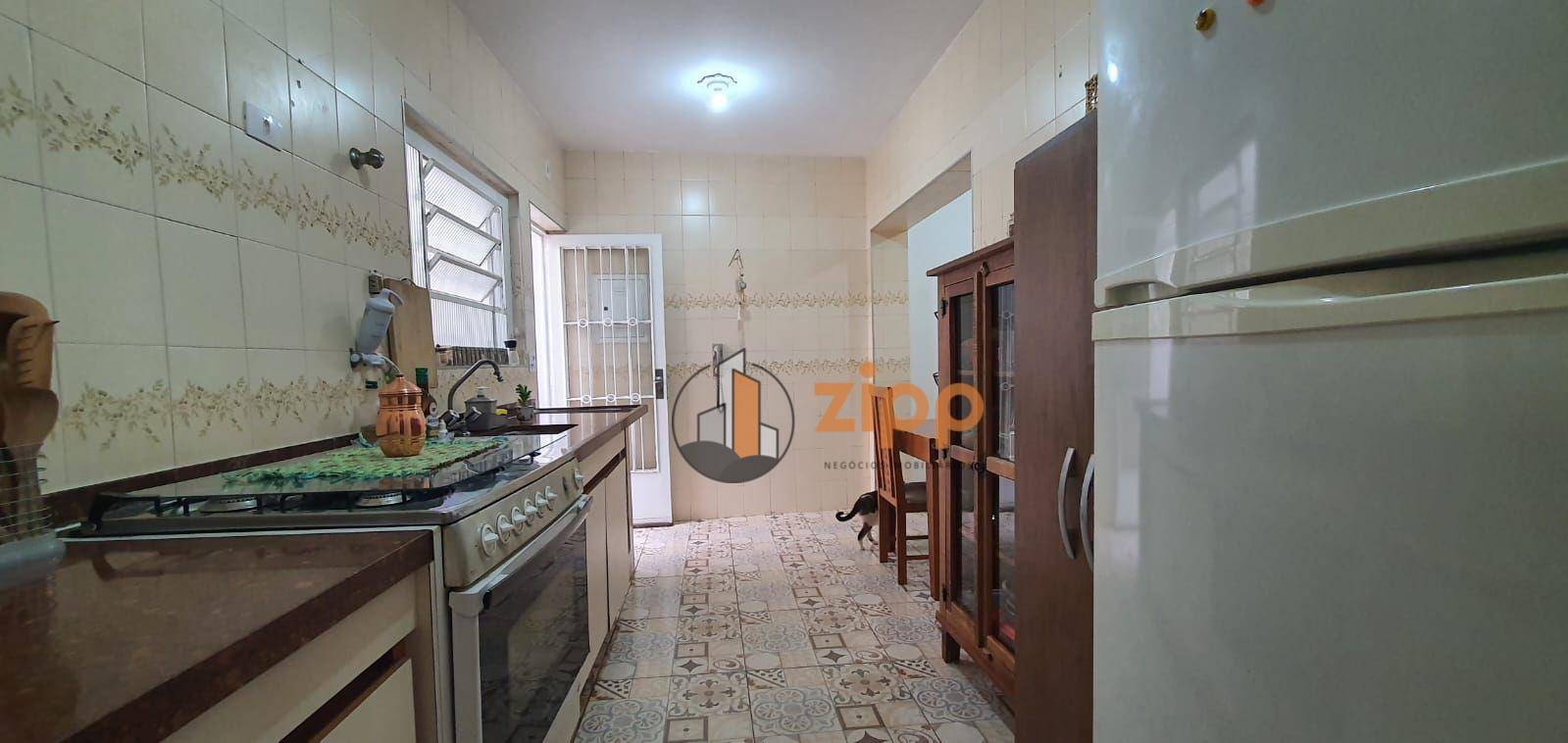 Casa à venda com 4 quartos, 197m² - Foto 28