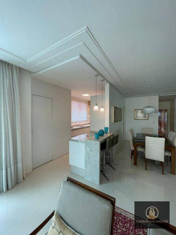 Apartamento à venda com 3 quartos, 161m² - Foto 6